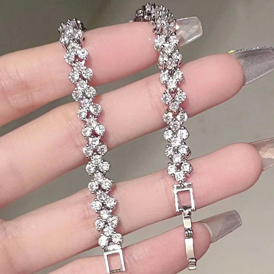 Zia | Pulsera de diamantes con diseño geométrico para mujer, estilo ligero y lujoso