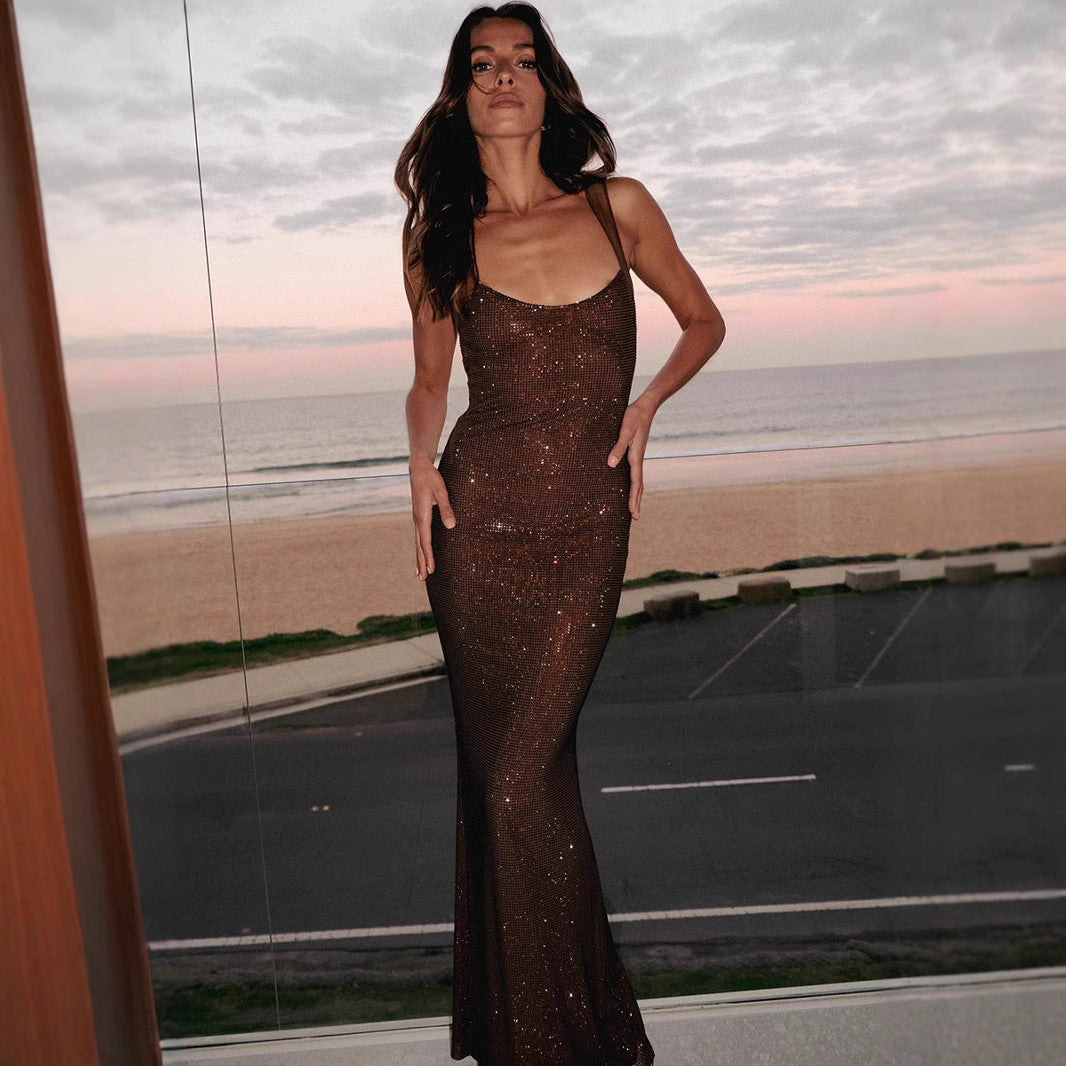 Amira | Vestido sexy sin tirantes con pedreras